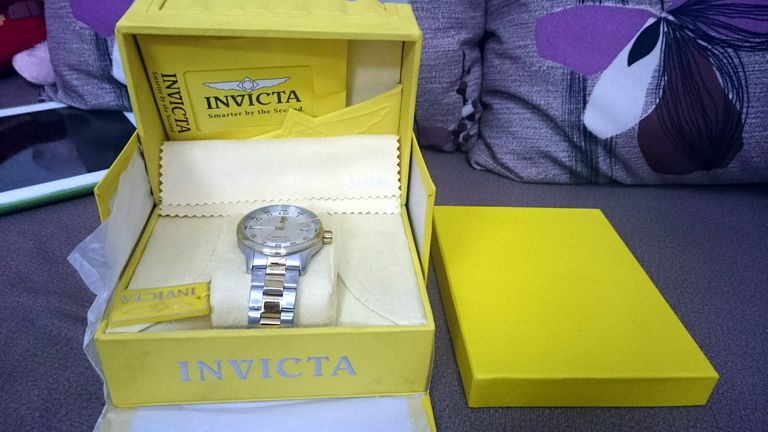 dư dùng cái INVICTA Men viền vàng 18k mua ở Mĩ - 2