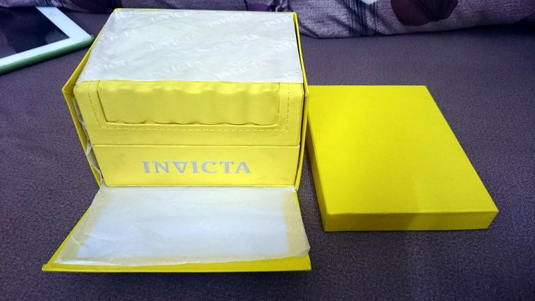 dư dùng cái INVICTA Men viền vàng 18k mua ở Mĩ - 1