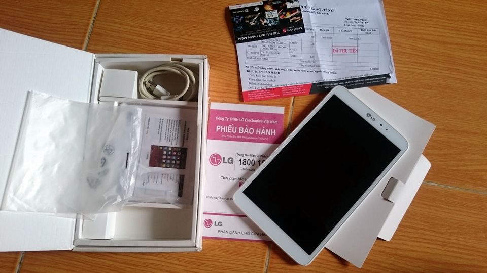 bán LG G PAD 8.3 (V500) chính hãng - màu trắng - fullbox - bao cover xịn