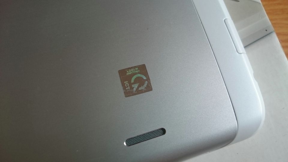 bán LG G PAD 8.3 (V500) chính hãng - màu trắng - fullbox - bao cover xịn - 4