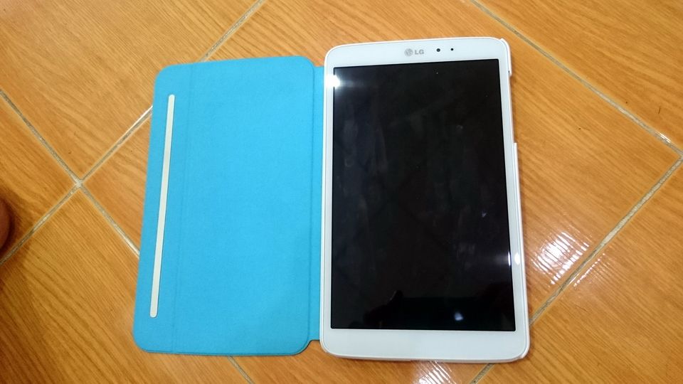 bán LG G PAD 8.3 (V500) chính hãng - màu trắng - fullbox - bao cover xịn - 7