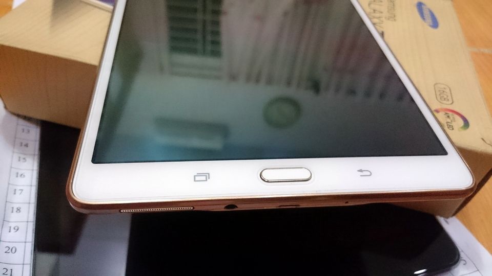 bán siêu phẩm SAMSUNG TAB S 8.4 màu trắng viền gold - fullbox chính hãng còn bh - 1