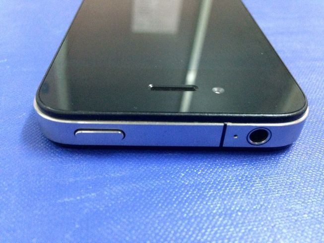 dư dùng bán IPHONE 4 - 16G - quốc tế màu đen, còn 98% - 3