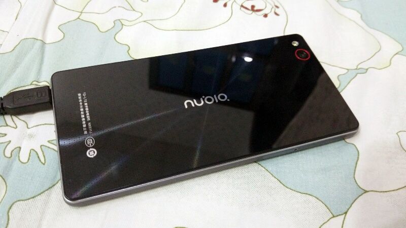 bán vài cái hàng độc ZTE AXON - ZTE Z9 mini - LENOVO VIBE SHOT - 9