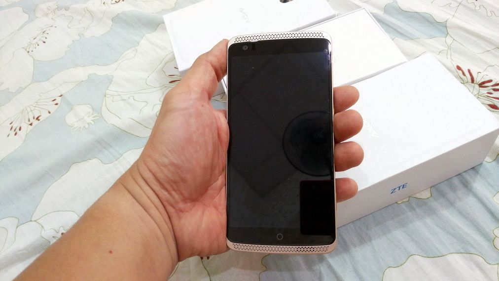 bán vài cái hàng độc ZTE AXON - ZTE Z9 mini - LENOVO VIBE SHOT - 3