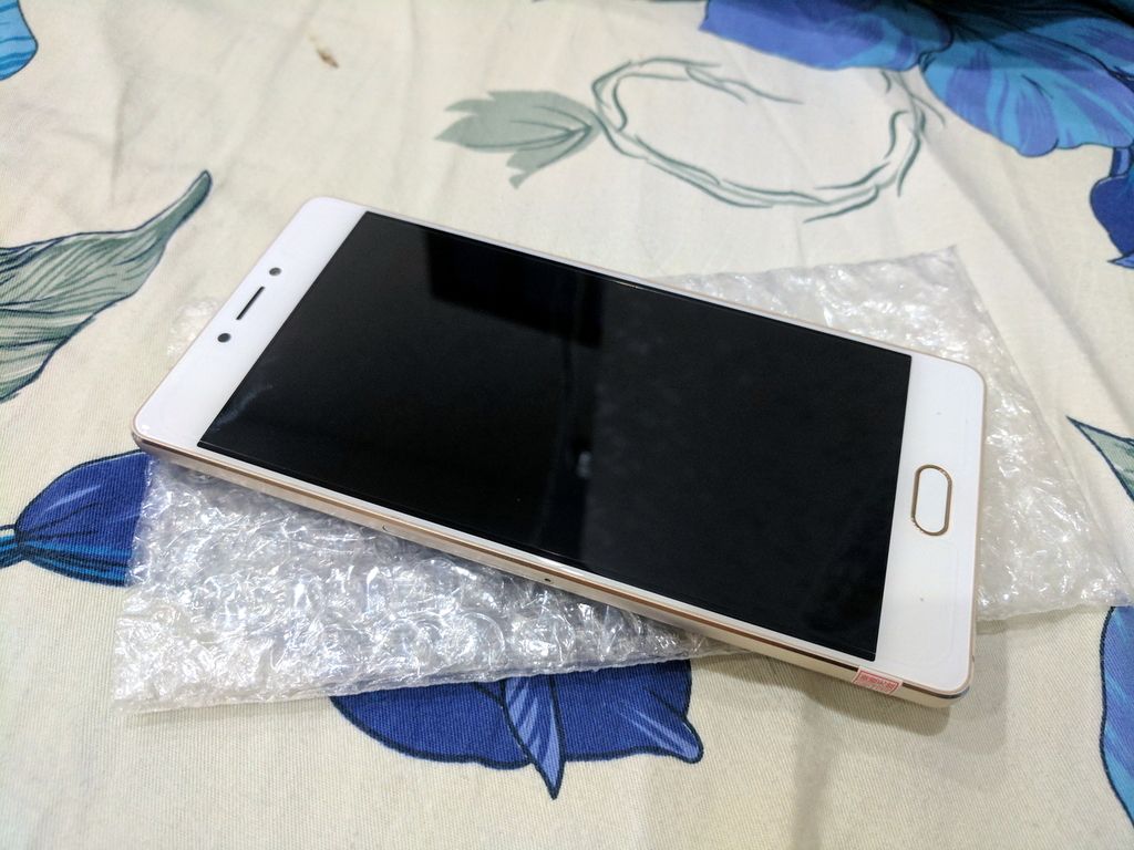 bán QiKU Q5 PLUS và GIONEE ELIFE S8 likenew - 4