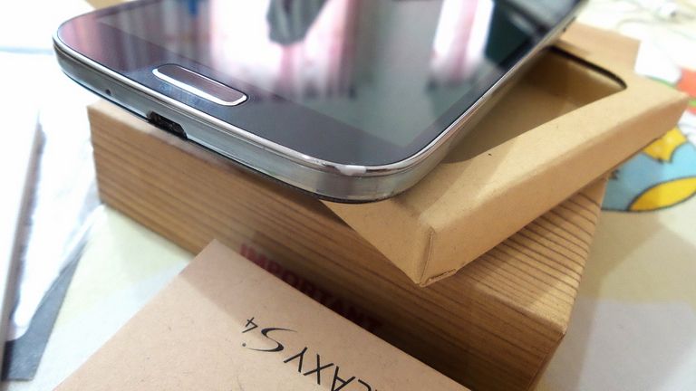 SAMSUNG S4 hàng Mĩ T-Mobile - 99% - fullbox - đen cực đẹp - 7