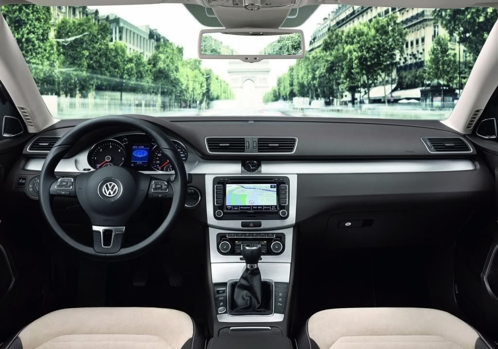 2011_volkswagen_passat_press_images_006.jpg