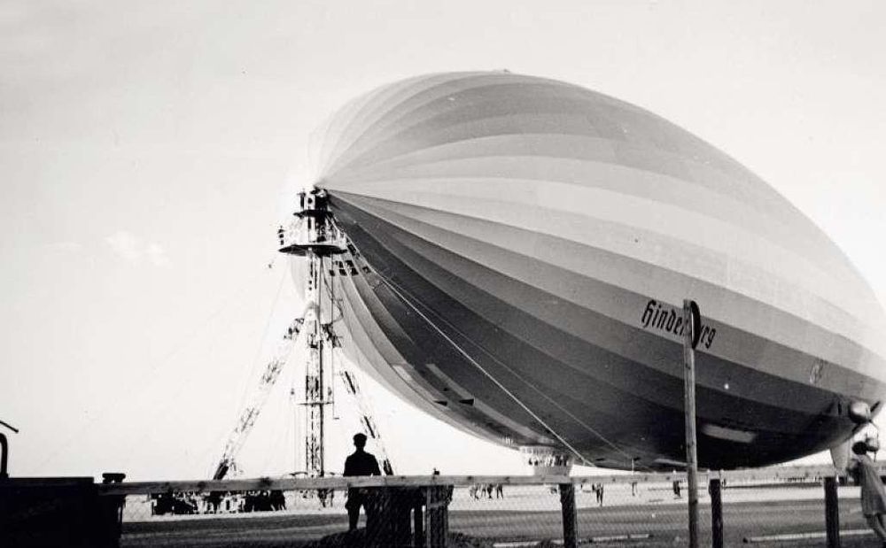 LZ_129_Hindenburg%201.jpg.jpg.2341338_zpsbuaayjhq.jpg~original