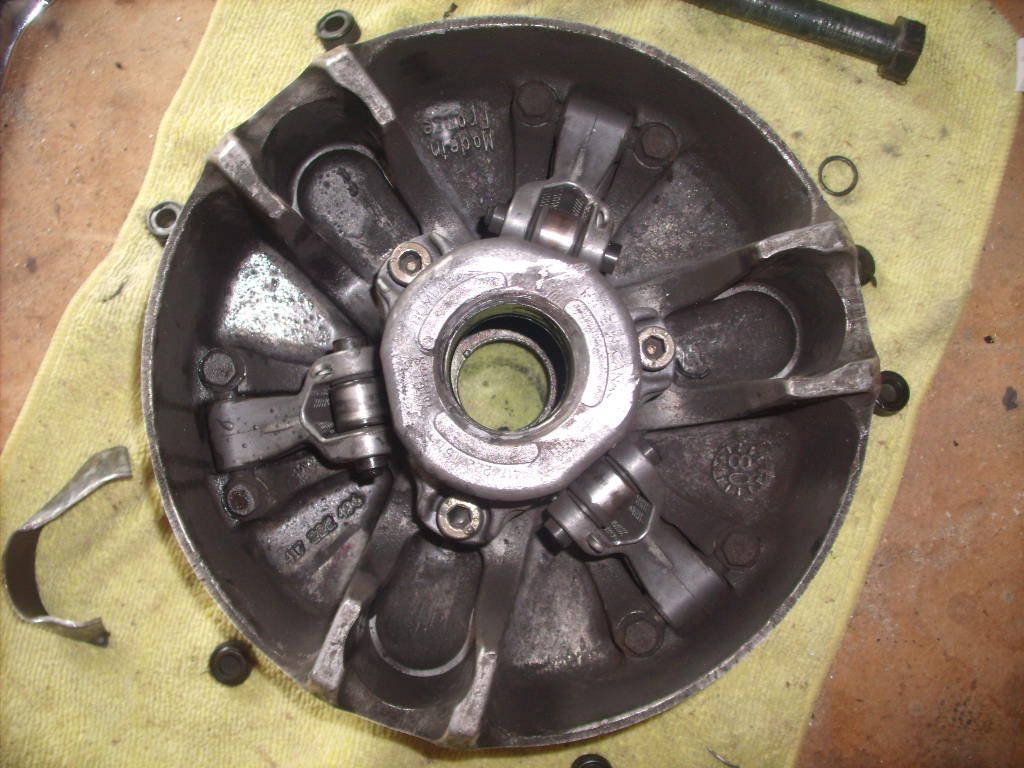 Clutch problems, help! SkiDoo Snowmobiles Forum