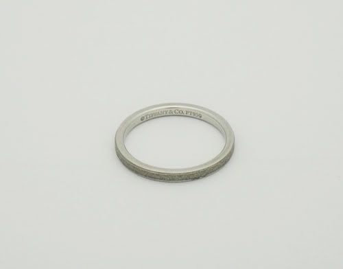 Details about Tiffany Co. Novo Platinum Wedding Band Ring 2mm Details about Tiffany Co. Novo Platinum Wedding Band Ring 2mm