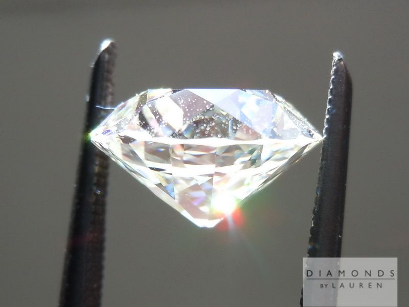 gia q-r colored diamond
