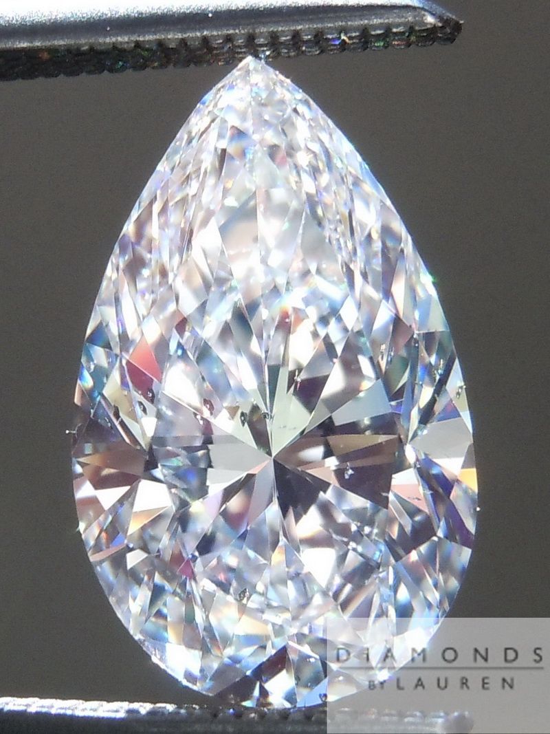 colorless pear shape diamond
