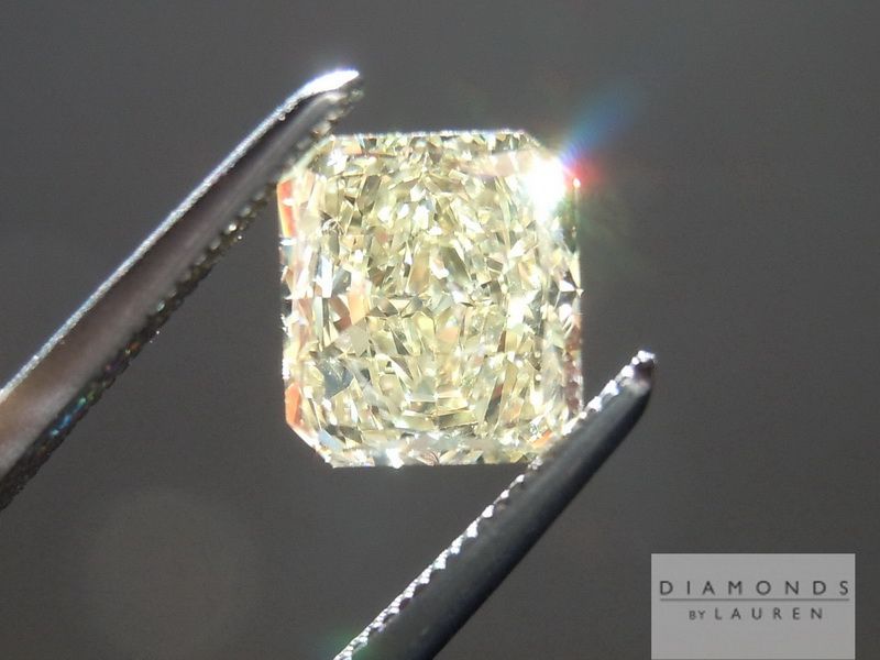 fancy light yellow diamond