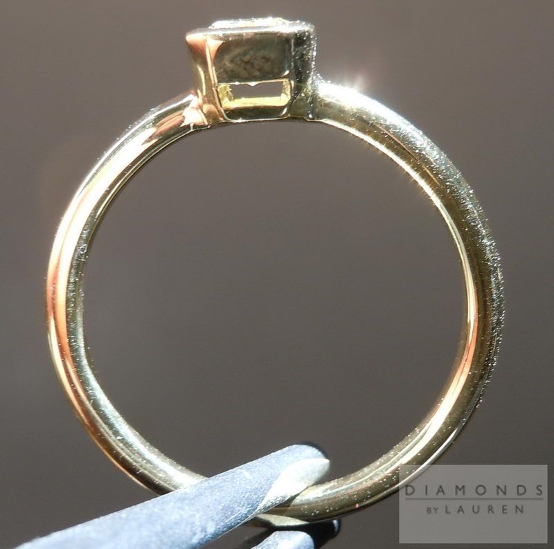 fancy light yellow radiant cut diamond fancy light yellow radiant