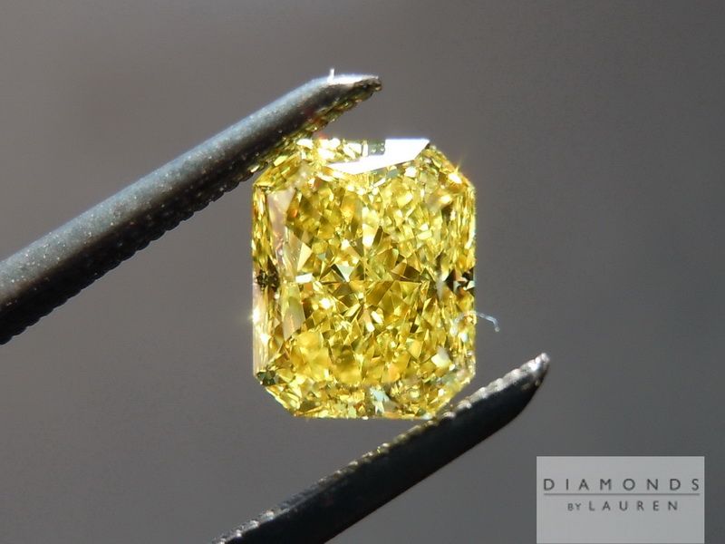 vivid yellow diamond