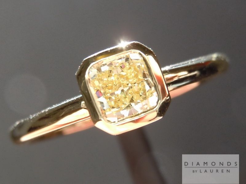 fancy light yellow diamond