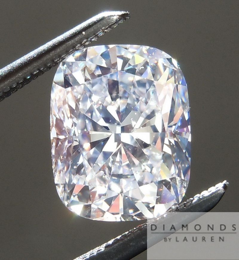 colorless cushion cut diamond