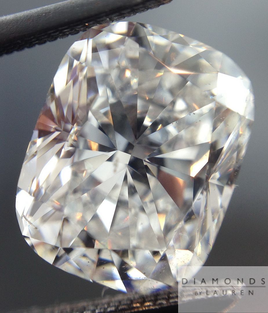 cushion cut diamond