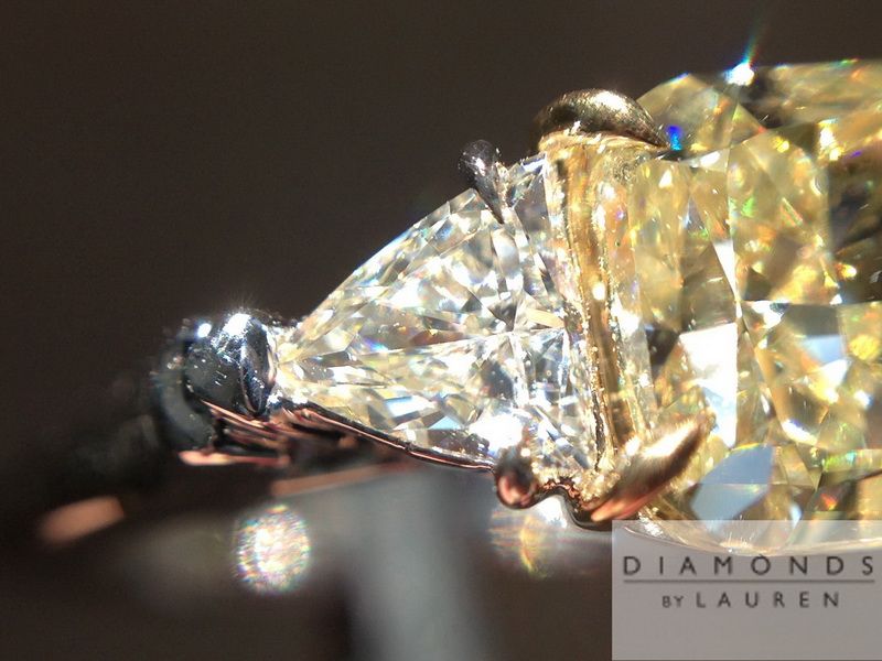 colorless trilliant diamond ring