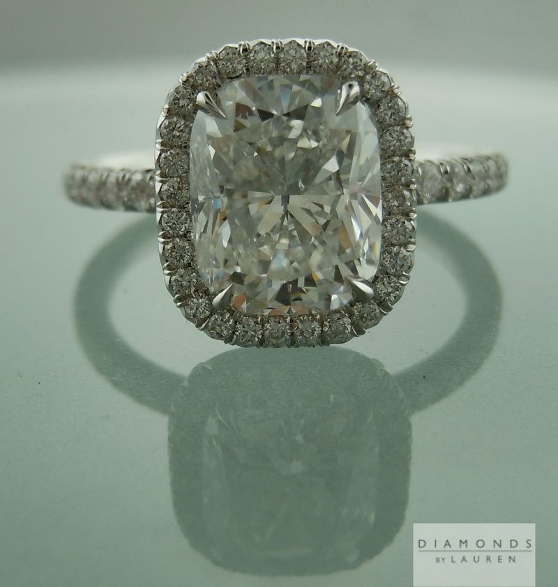 colorless cushion diamond ring