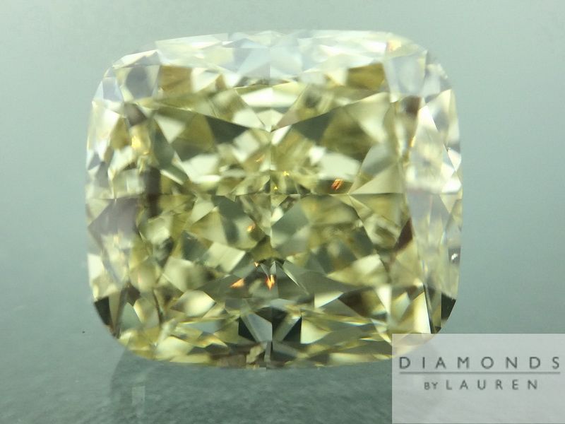 fancy light yellow diamond