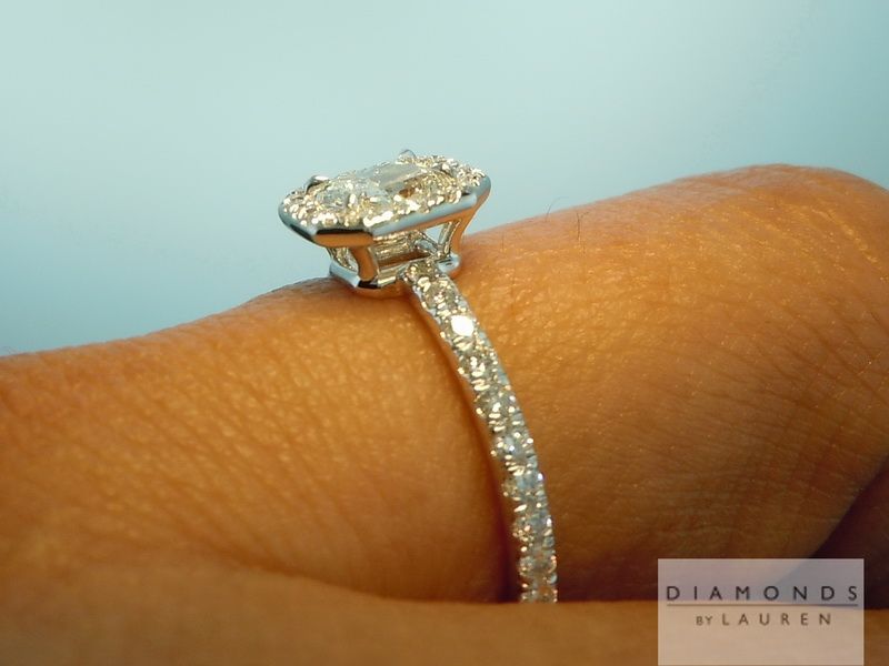 colorless diamond ring