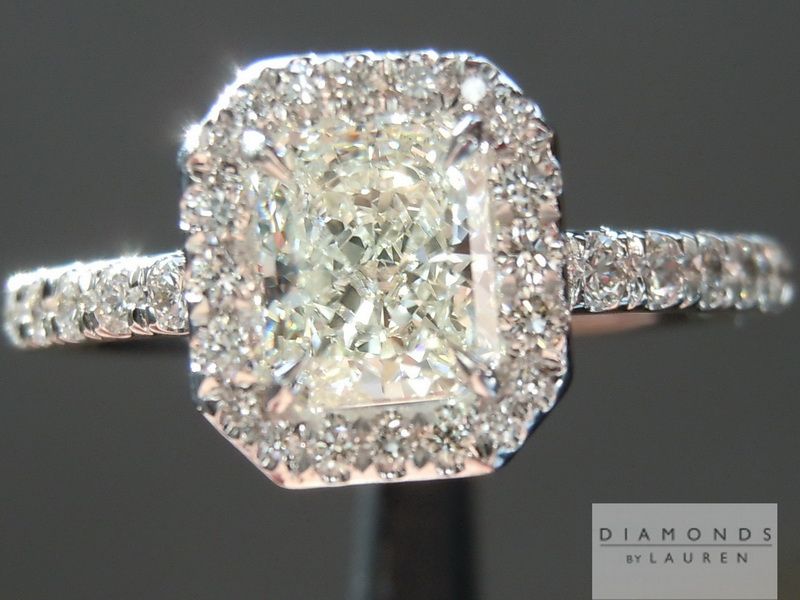 colorless diamond ring