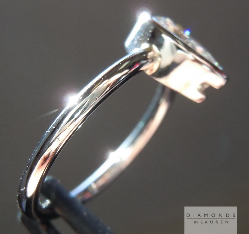 pear shape diamond ring
