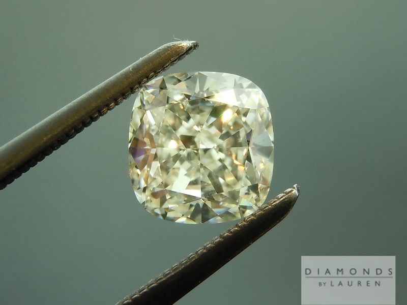 cuashion cut diamond