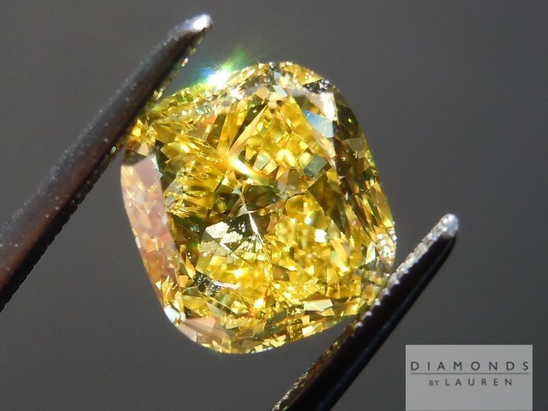fancy vivid yellow diamond
