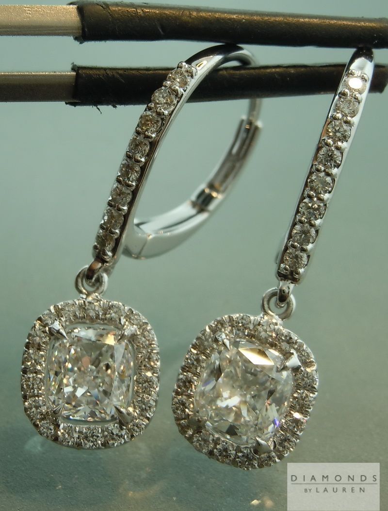 colorless diamond earrings