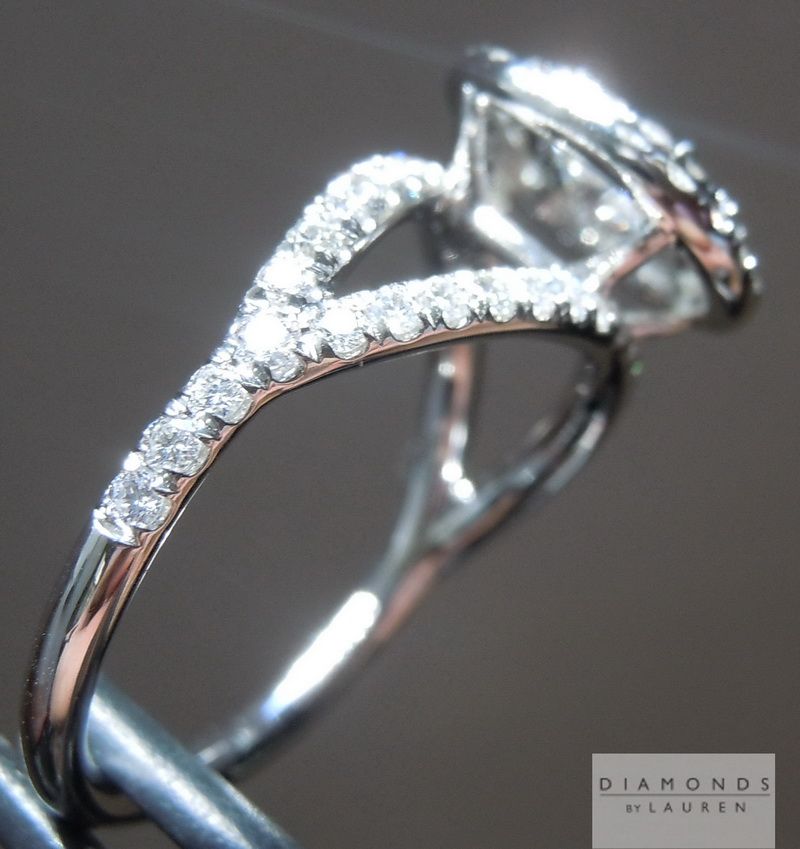 colorless diamond ring