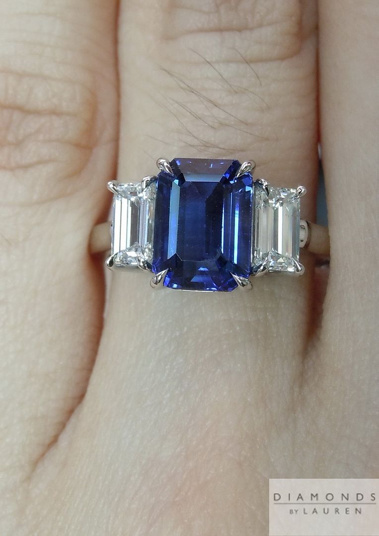 blue sapphire three stone ring