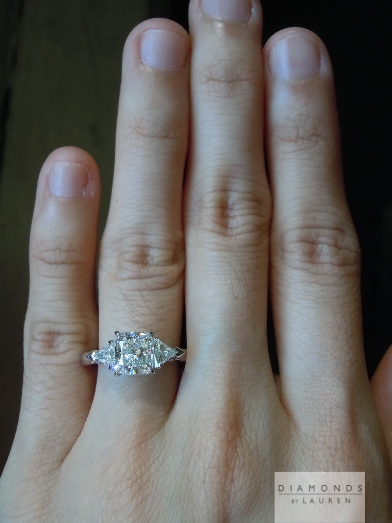 three stone diamond ring