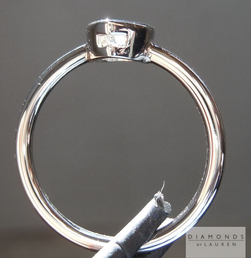 colorless diamond ring