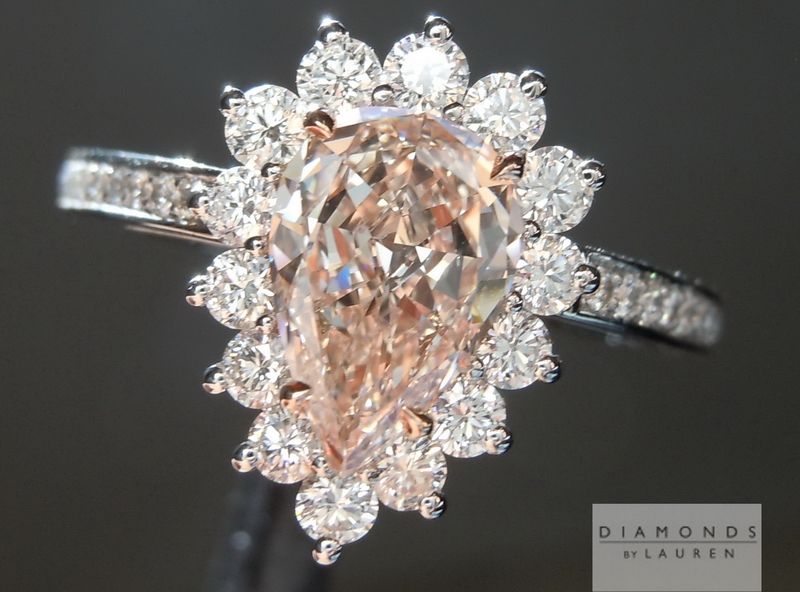 pear shape diamond ring