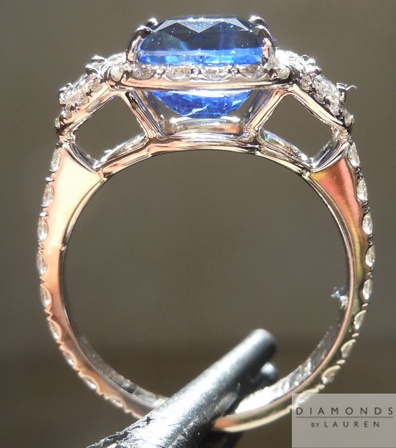 blue sapphire diamond halo ring