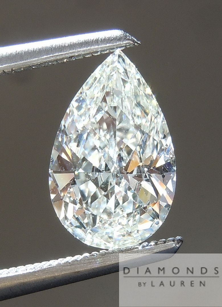 loose pear shape diamond