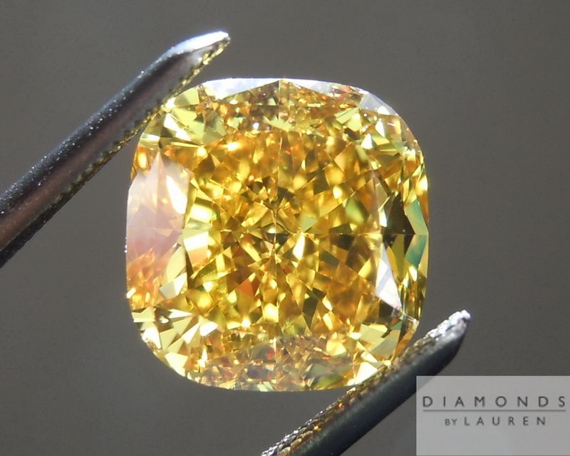 natural yellow diamond
