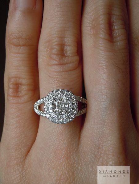 colorless diamond ring