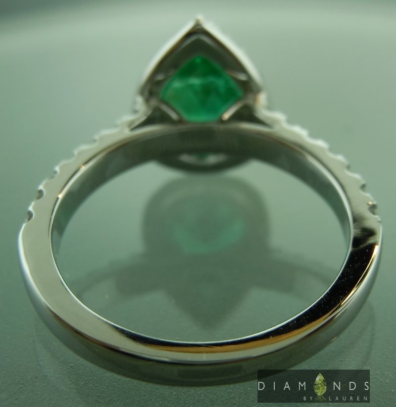 emerald and diamond halo ring