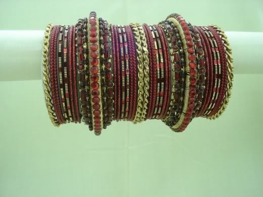 Bangle Design 2011 520x390 - bangales