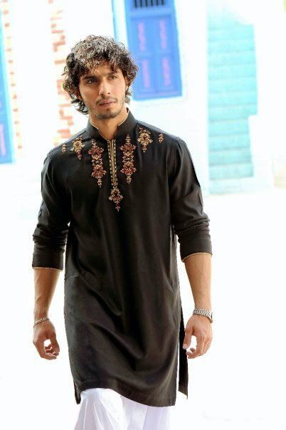 black kurta with nice embroidery on it - Simple kurtas for men