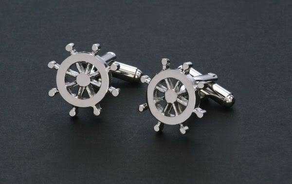 fashionable accessories 10 - Cuff links...