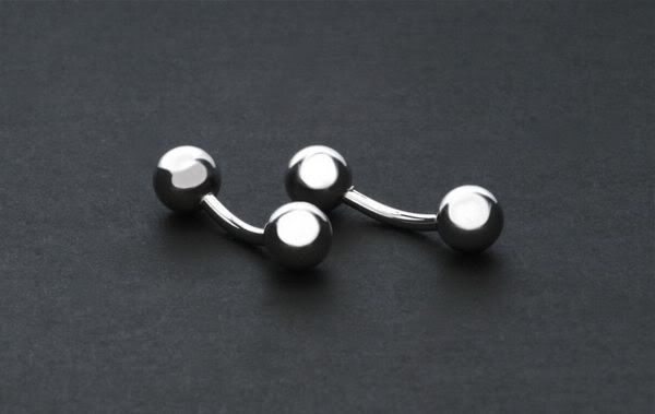 fashionable accessories 16 - Cuff links...