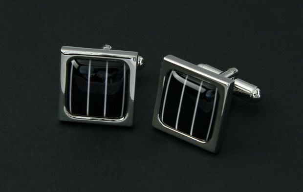 fashionable accessories 19 - Cuff links...