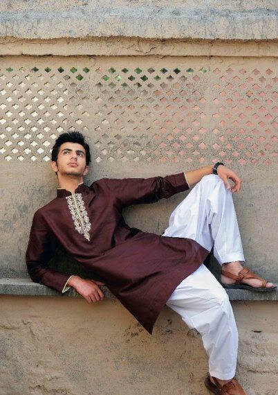 men embroidered kurta - Simple kurtas for men