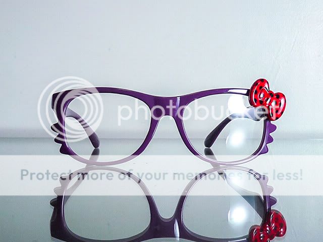   Wayfarer style Hello Kitty Clear Glasses Sunglasses Purple Red Bow