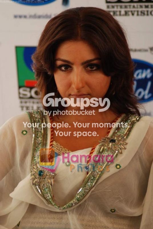 SohaAliKhanangryontheset.jpg